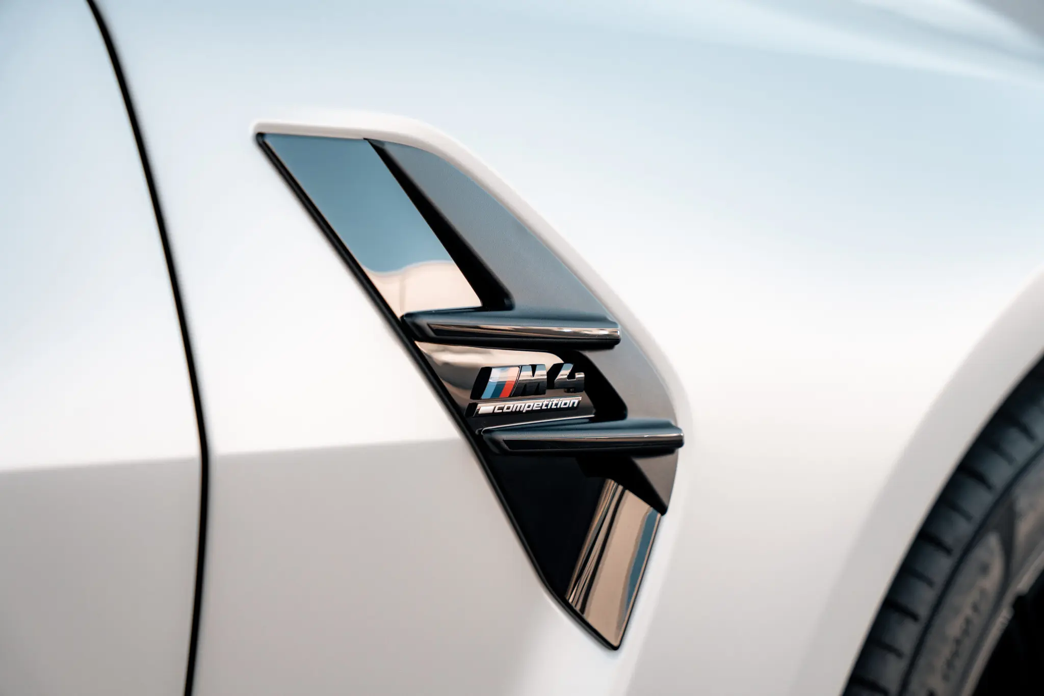 2022 BMW M4 Competition xDrive photo 5