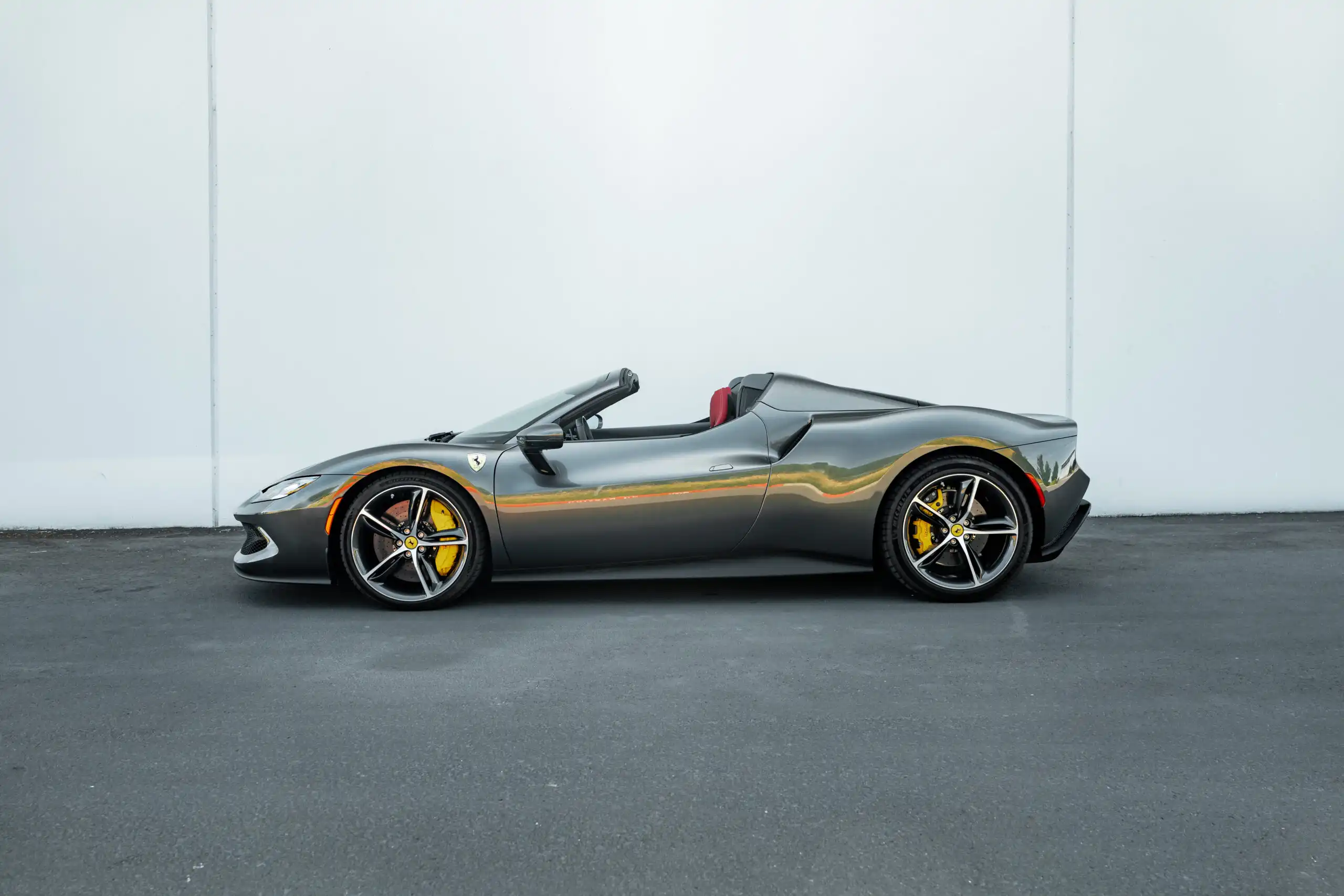 2023 Ferrari 296 GTS's photo