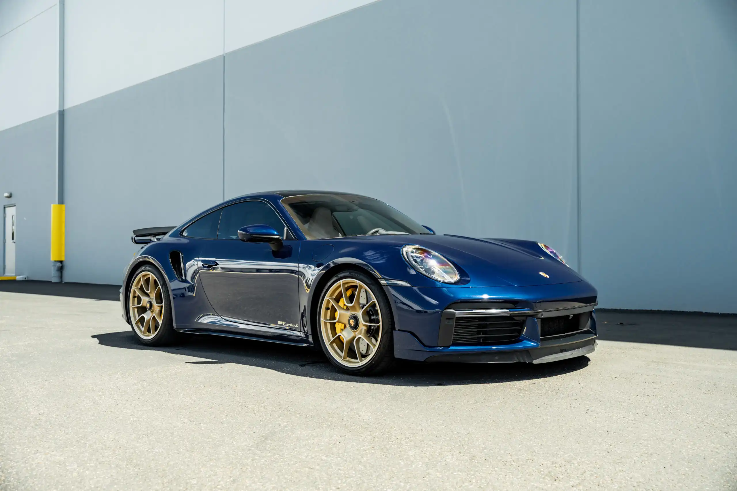 2021 Porsche 911 Turbo S Coupe's photo