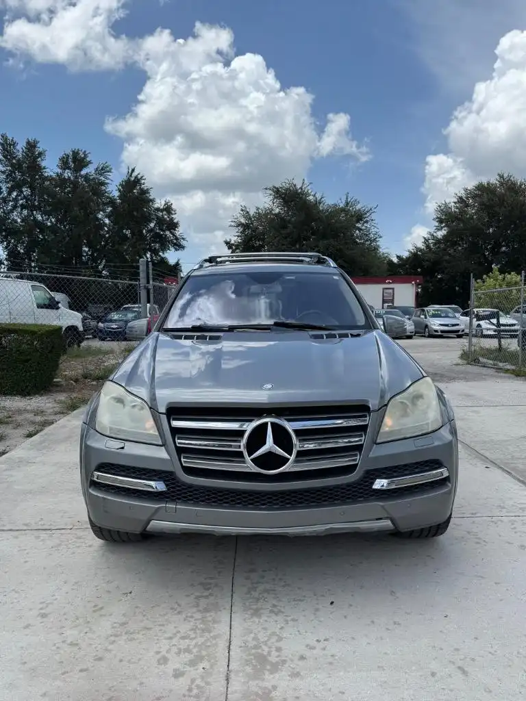 2012 Mercedes-Benz GL-Class GL550's photo