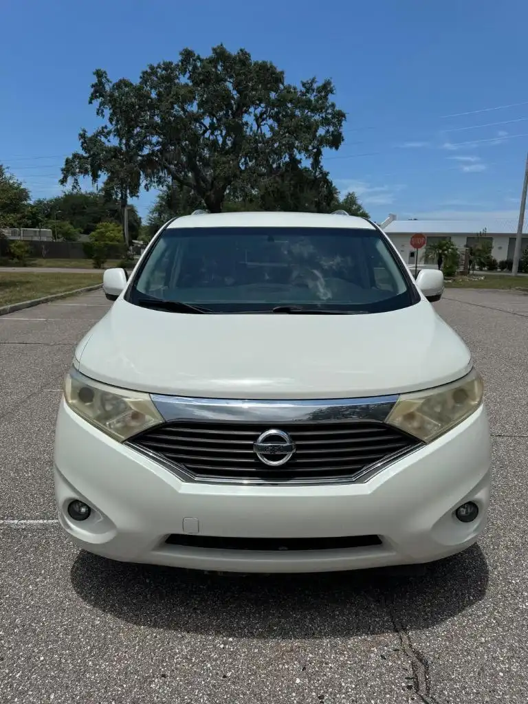 2012 Nissan Quest 3.5 SL's photo