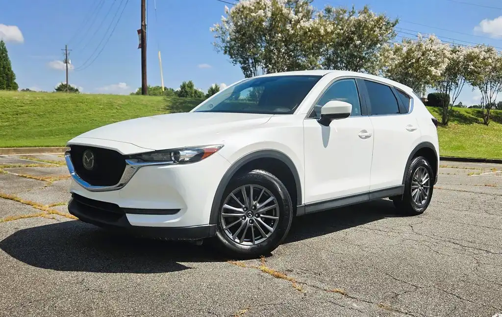 2019 Mazda CX-5 Touring Auto's photo