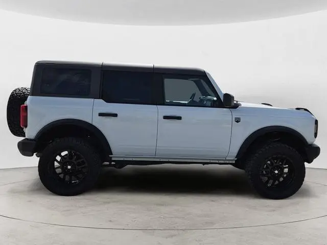 2025 Ford Bronco Big Bend 4WD 4-door photo 5