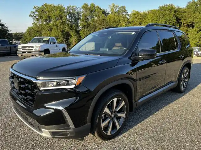 2025 Honda Pilot Elite AWD's photo