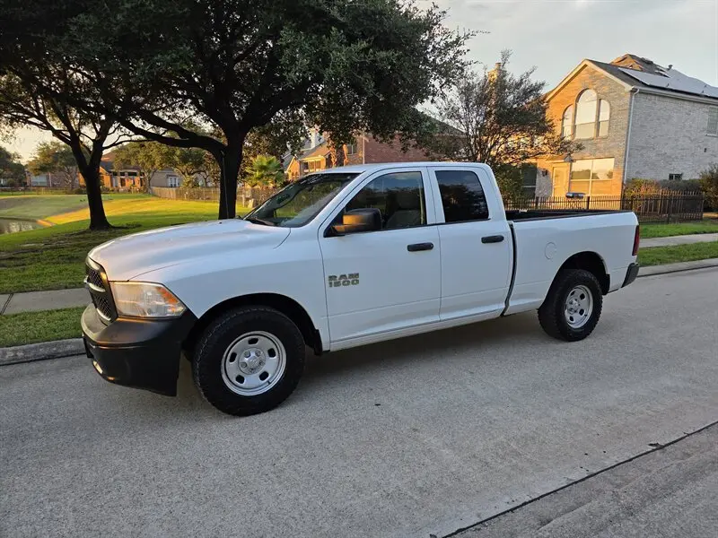 2013 RAM 1500 Tradesman Quad Cab photo 3