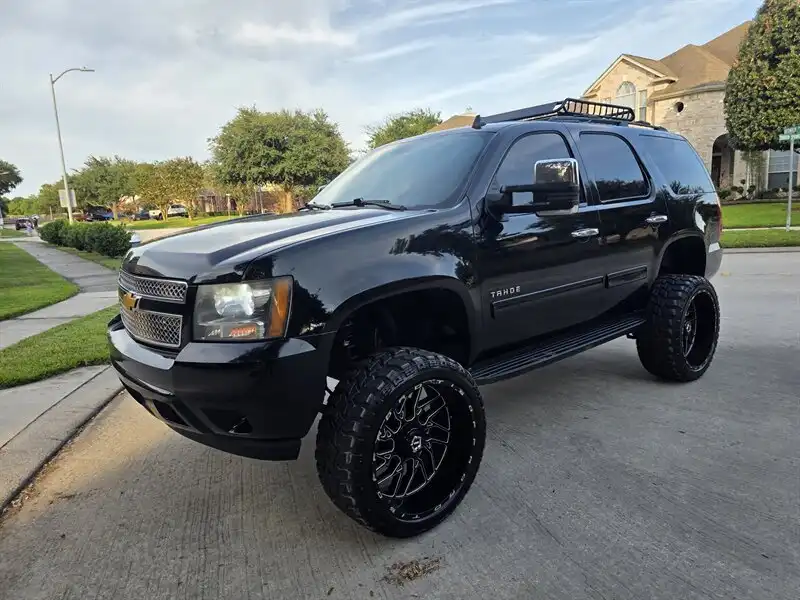 2013 Chevrolet Tahoe LT 2WD's photo