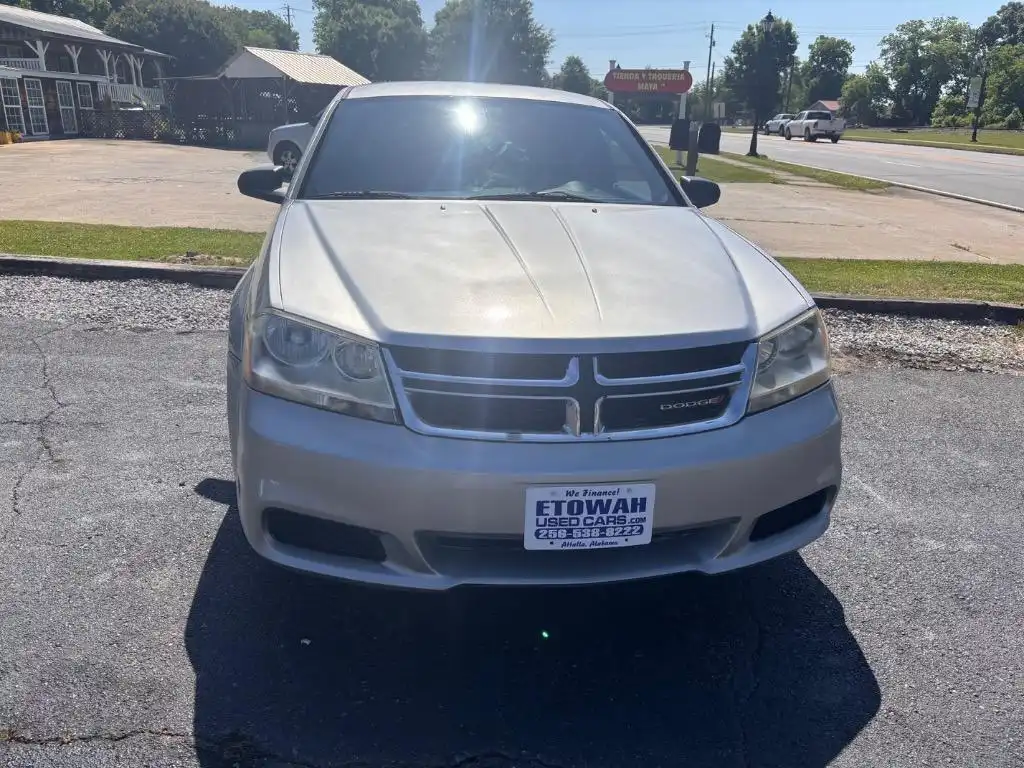 2014 Dodge Avenger SXT's photo
