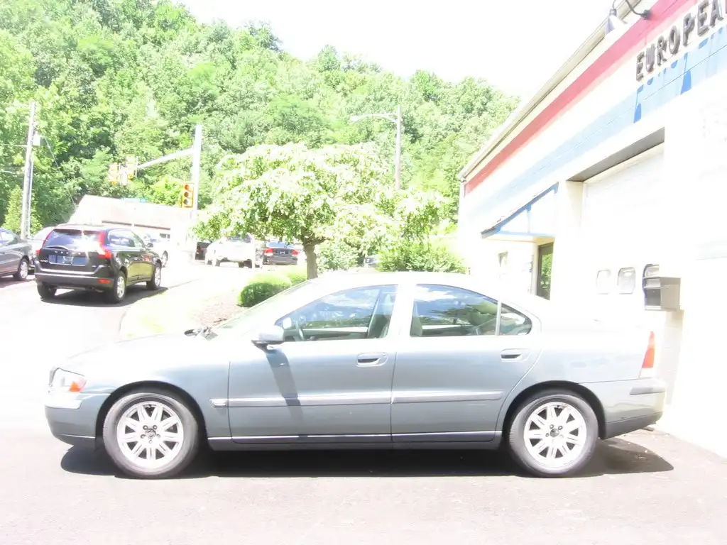 2004 Volvo S60 2.5T A's photo