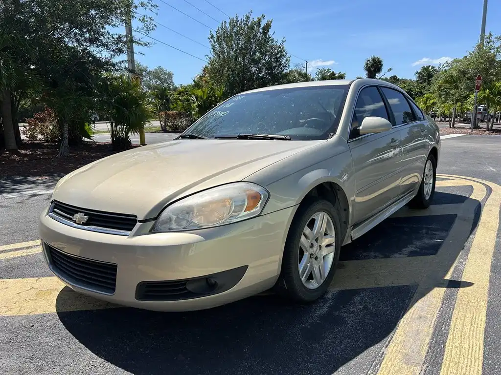 2010 Chevrolet Impala LTZ's photo