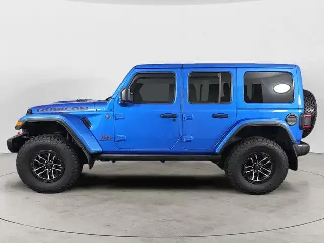 2024 Jeep Wrangler Rubicon X's photo