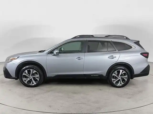 2022 Subaru Outback Limited's photo