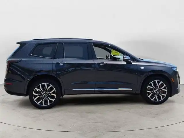 2025 Cadillac XT6 Sport 4WD Auto's photo