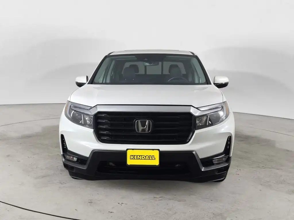 2023 Honda Ridgeline RTL-E AWD's photo