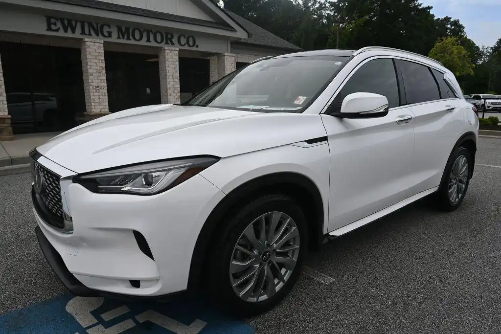 2023 INFINITI QX50 Luxe FWD's photo