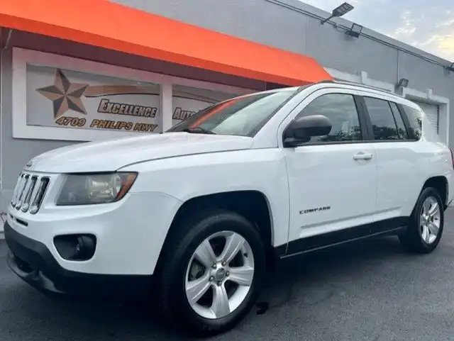 2016 Jeep Compass Sport's photo