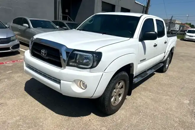 2008 Toyota Tacoma PreRunner Double Cab V6 5AT's photo