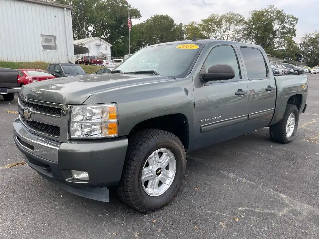 2011 Chevrolet Silverado 1500 LT 4X4 Crew Cab's photo