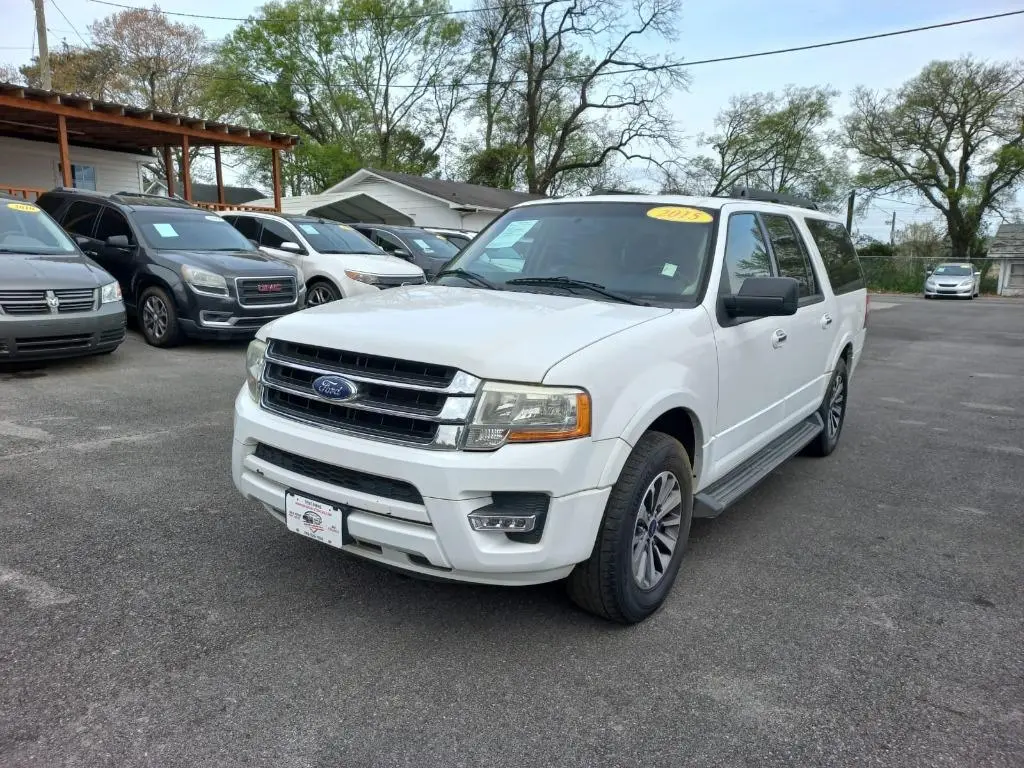 2015 Ford Expedition XLT EL photo 3