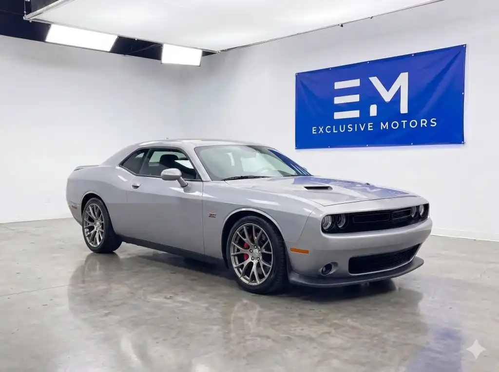 2016 Dodge Challenger SRT 392's photo