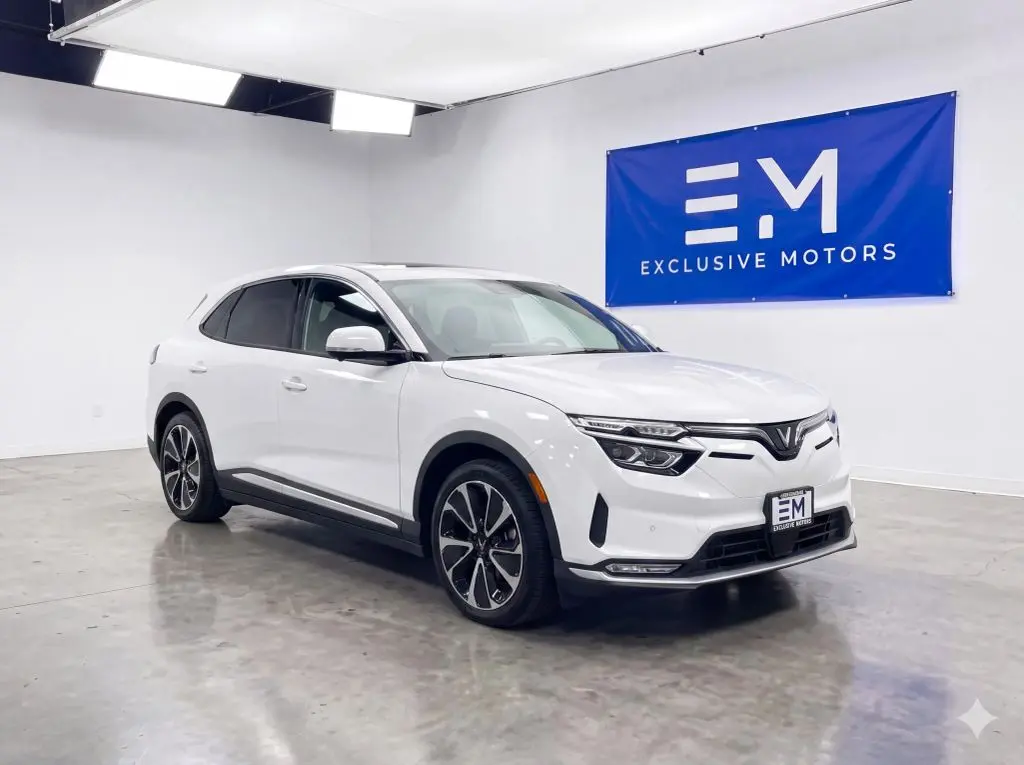Vehicle Image 1
