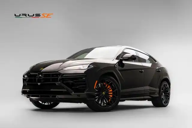 2026 Lamborghini Urus 4.0 V8 PHEV SE's photo