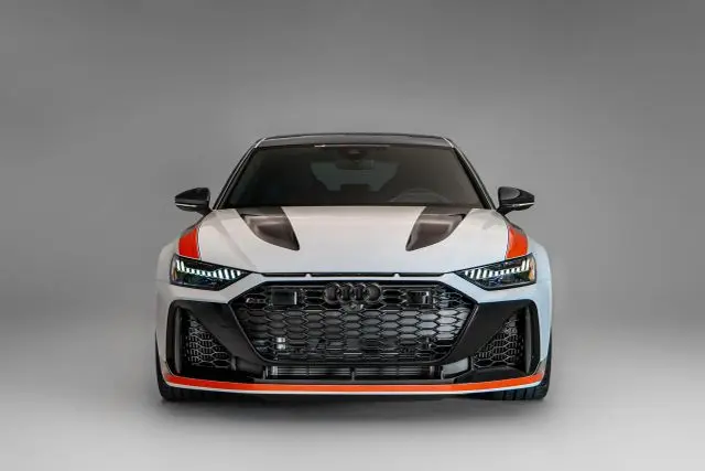 2025 Audi RS 6 Avant Performance photo 5