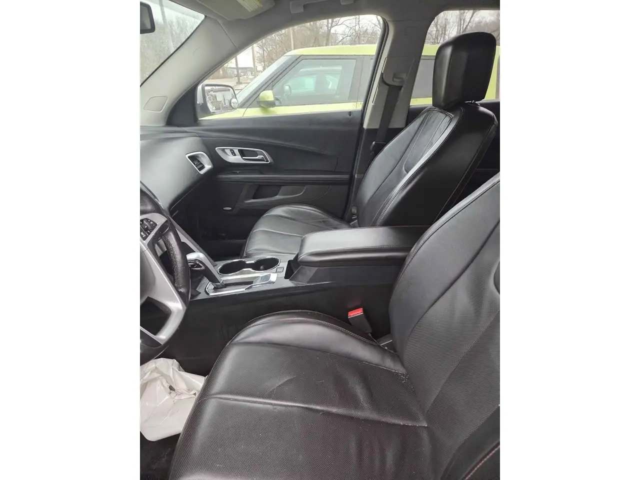 2015 Chevrolet Equinox 2LT photo 3
