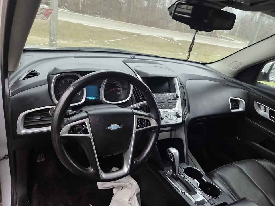 2015 Chevrolet Equinox 2LT photo 5