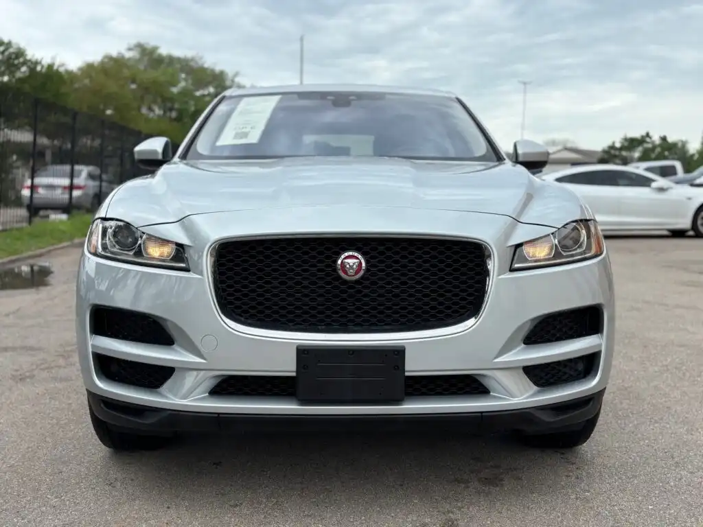 2017 Jaguar F-PACE 35t AWD's photo