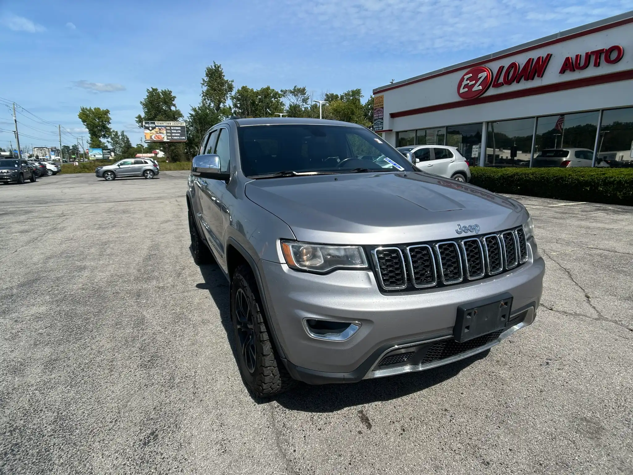 2017 Jeep Grand Cherokee Limited's photo