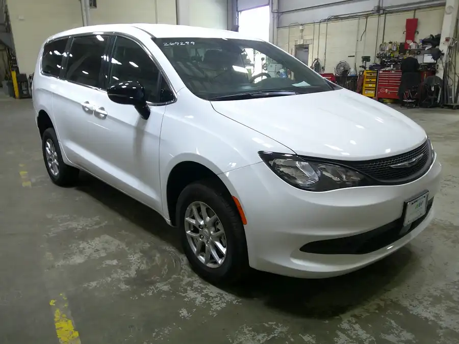 2026 Chrysler Voyager LX's photo