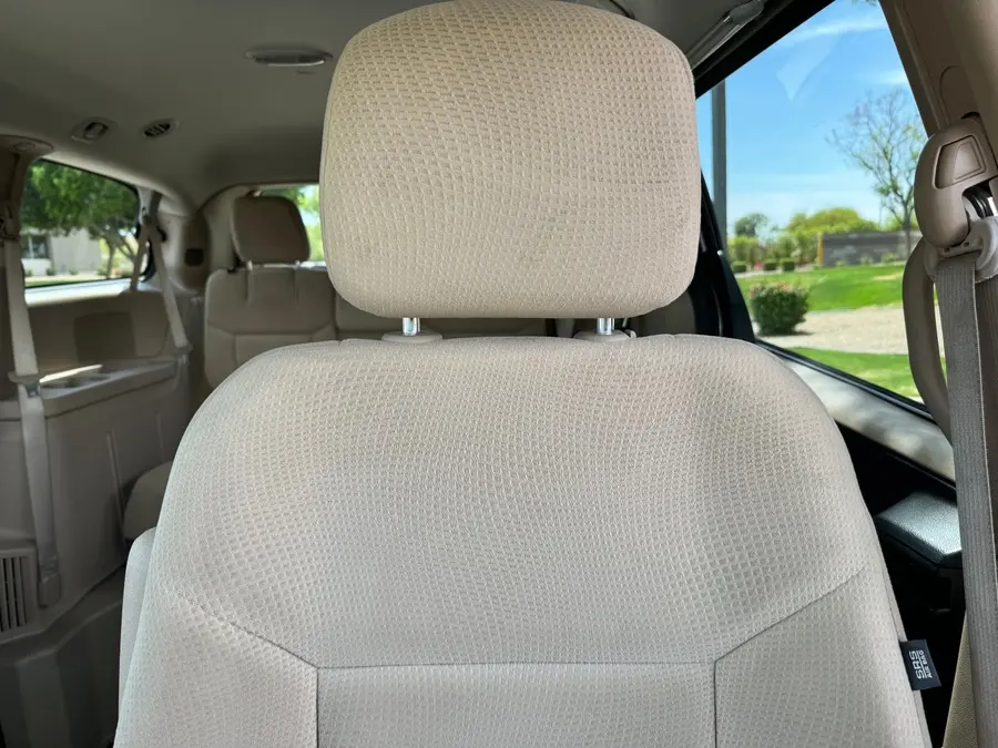 2016 Dodge Grand Caravan SXT photo 5