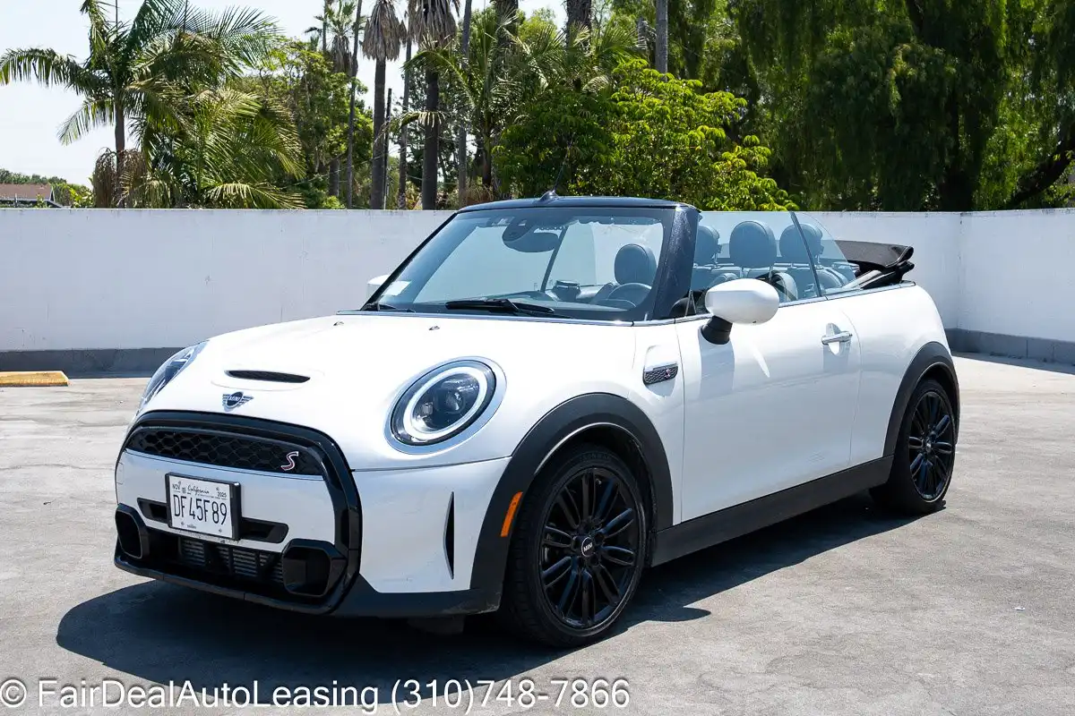 2024 MINI Convertible Cooper S's photo