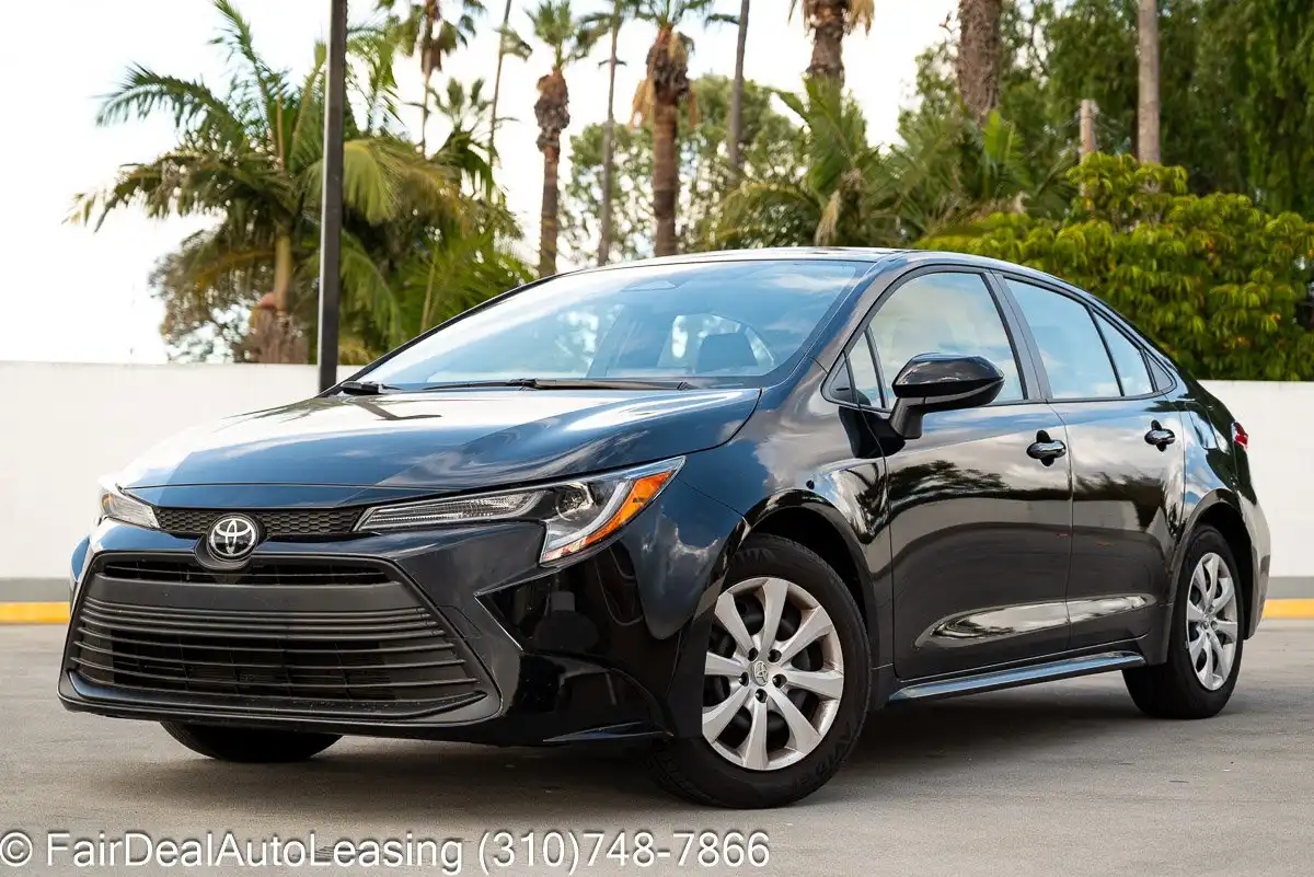 2026 Toyota Corolla LE CVT's photo