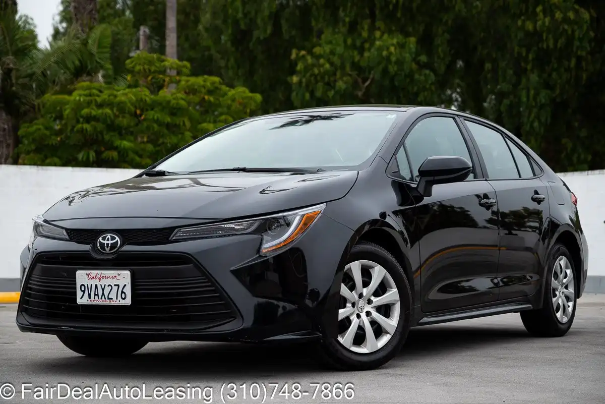 2026 Toyota Corolla LE CVT's photo