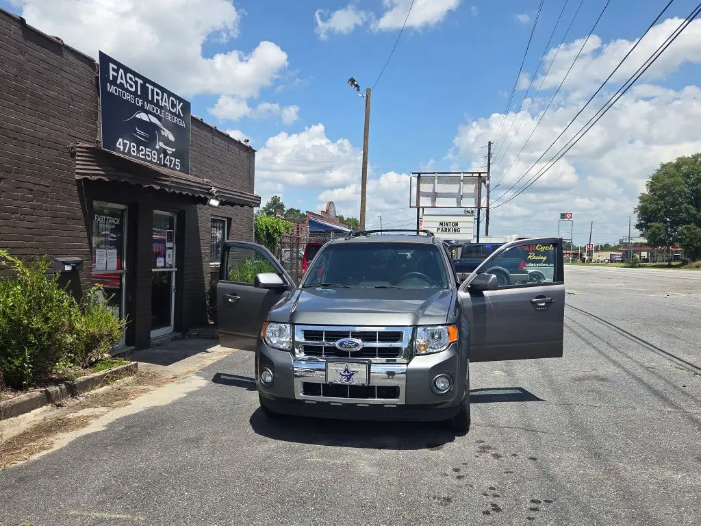 2012 Ford Escape Limited photo 1