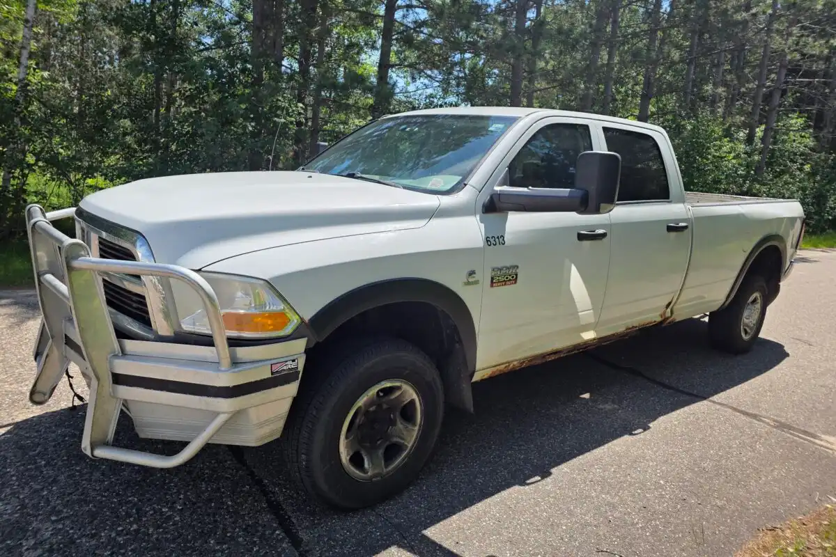 2010 RAM 2500 ST 4X4 Crew Cab SWB's photo