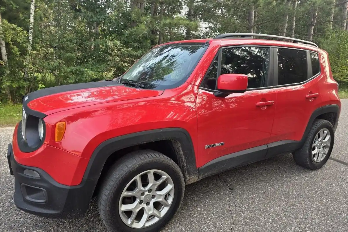 2017 Jeep Renegade Latitude 4x4's photo