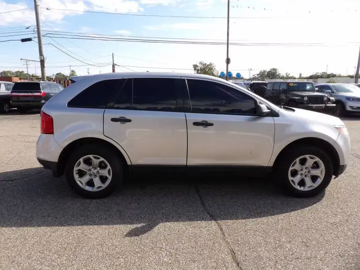 2013 Ford Edge SE AWD Fleet photo 3