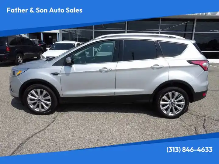 2017 Ford Escape Titanium 4WD's photo