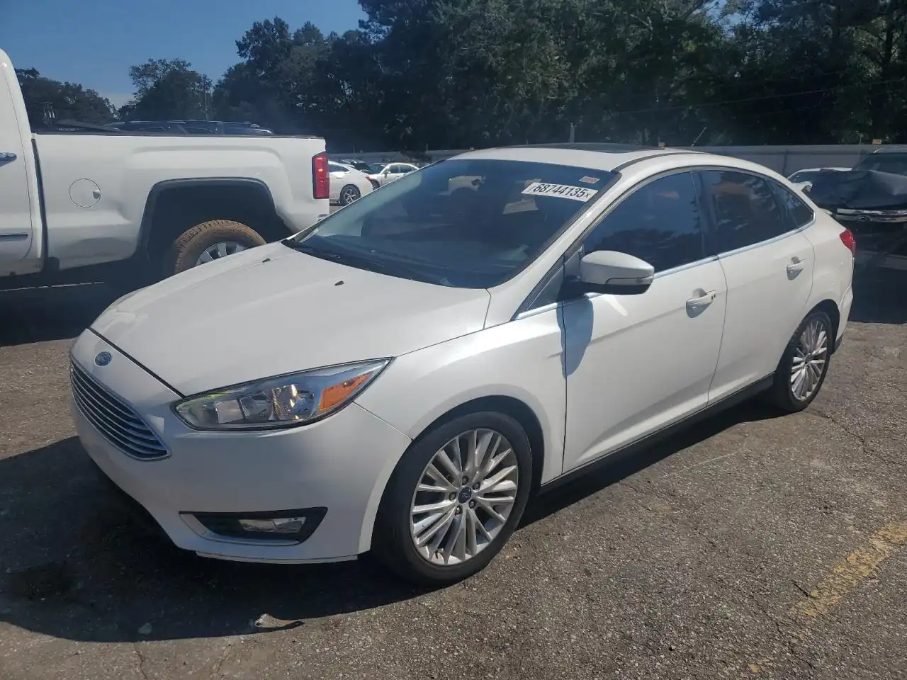 2018 Ford Focus Hatch Titanium's photo