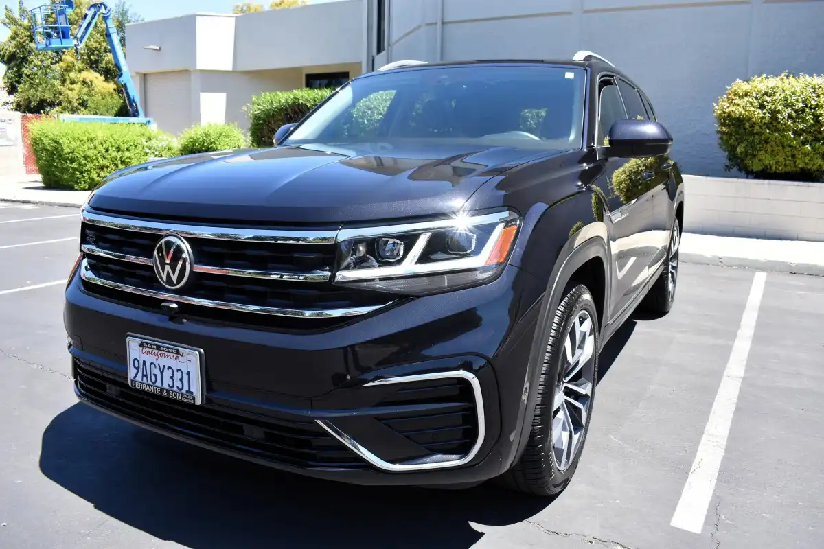 2022 Volkswagen Atlas 3.6L SEL Premium R-Line 4MOTION's photo