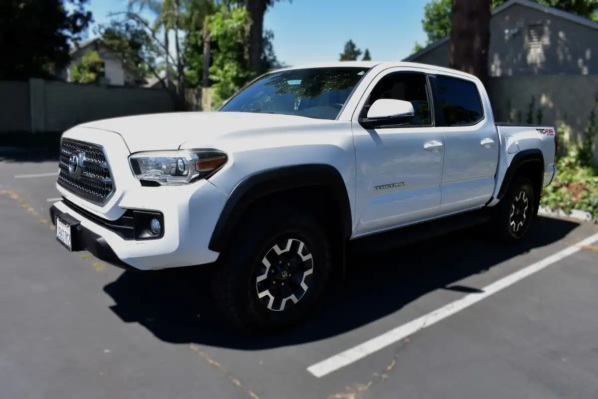 2017 Toyota Tacoma TRD Off Road Double Cab 4x4 V6 Auto SB's photo