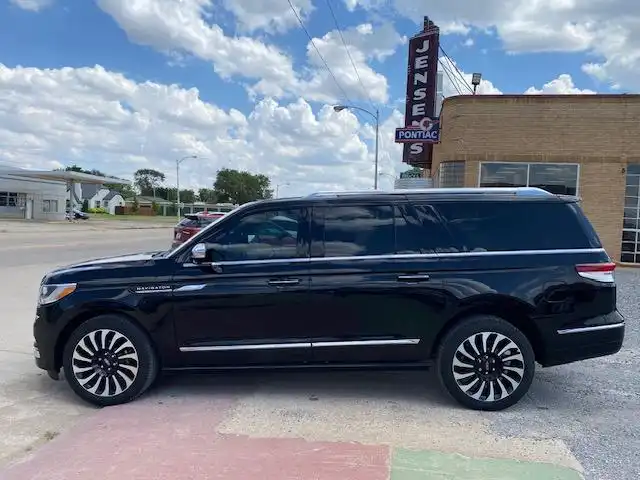 2024 Lincoln Navigator Black Label L 4WD's photo