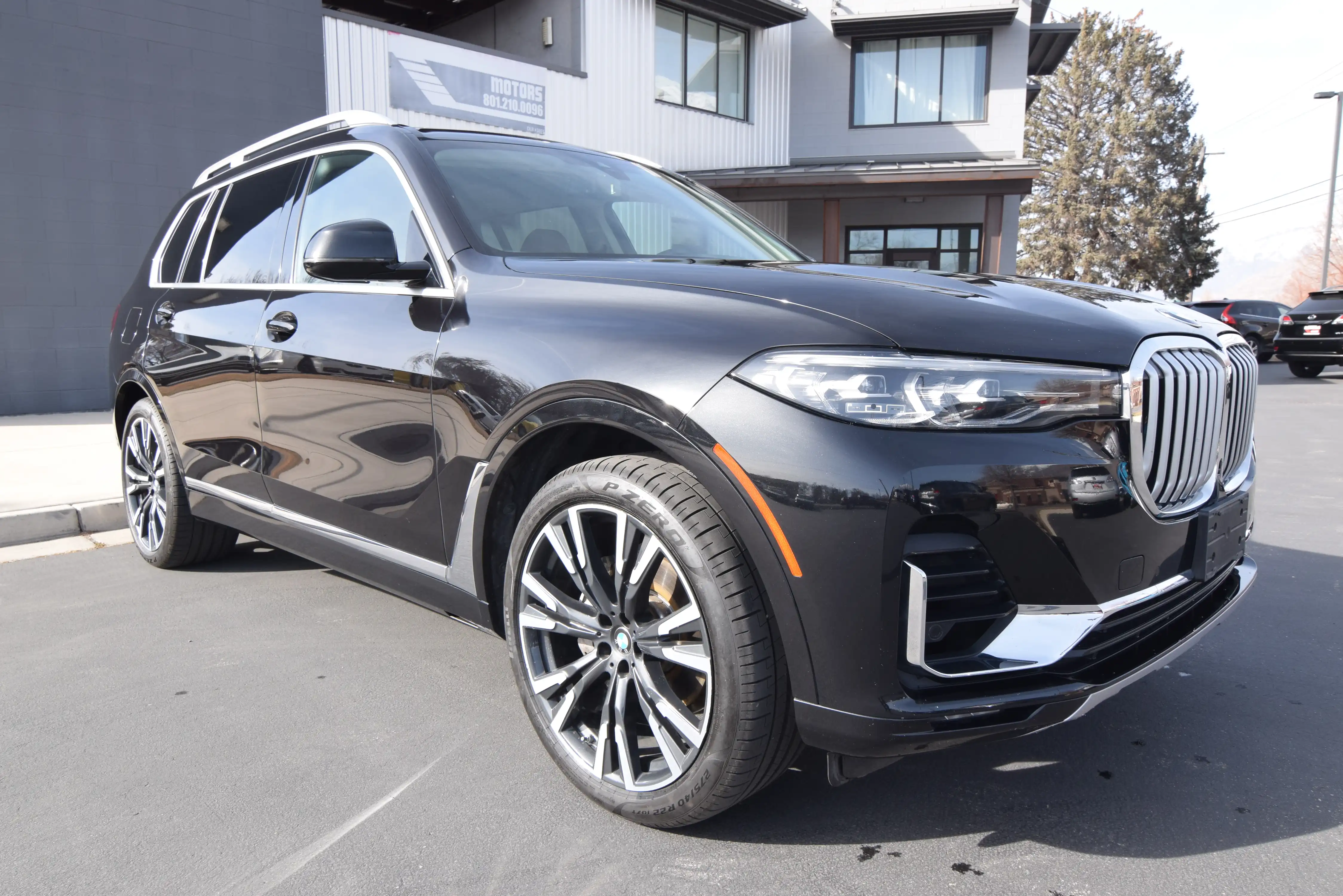 2020 BMW X7 xDrive40i's photo