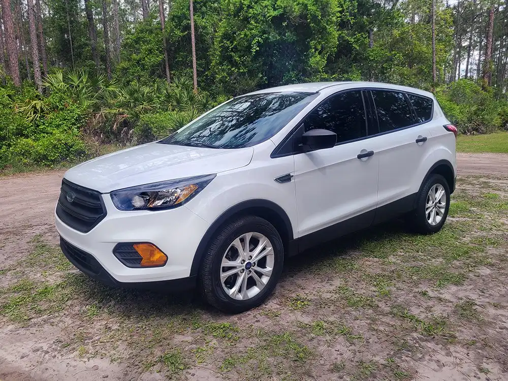 2019 Ford Escape S's photo
