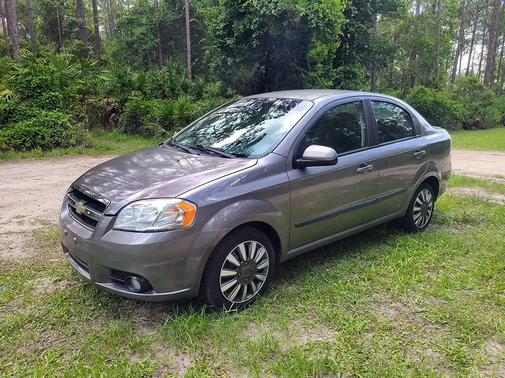 2011 Chevrolet Aveo 2LT's photo