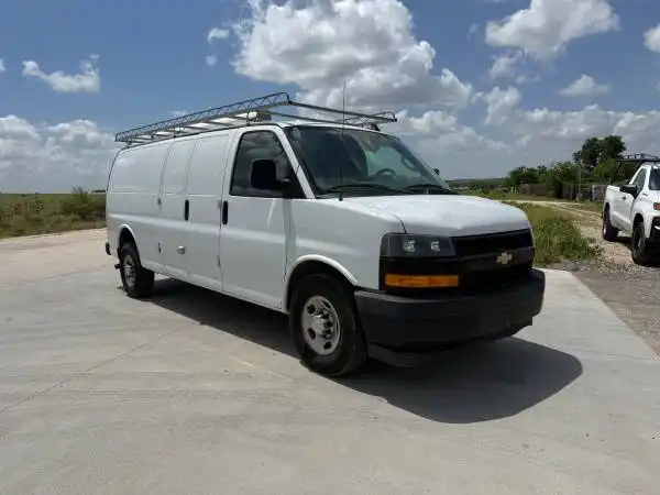 2019 Chevrolet Express 3500 Extended Work Van's photo