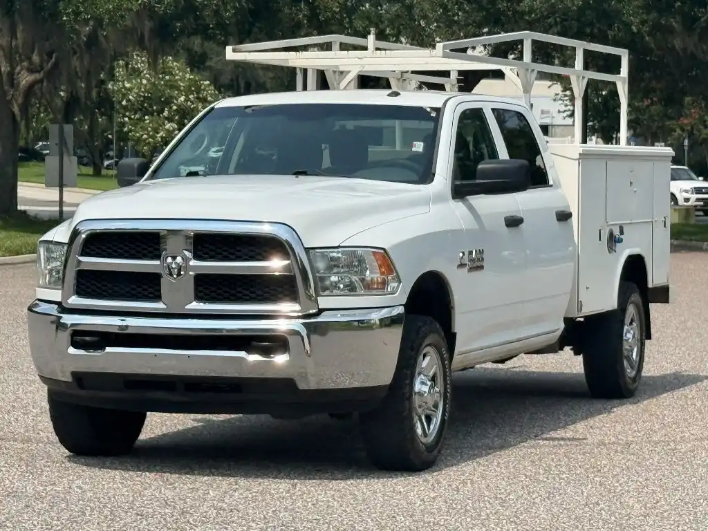 2016 RAM 2500 Tradesman 4X4 Crew Cab LWB's photo