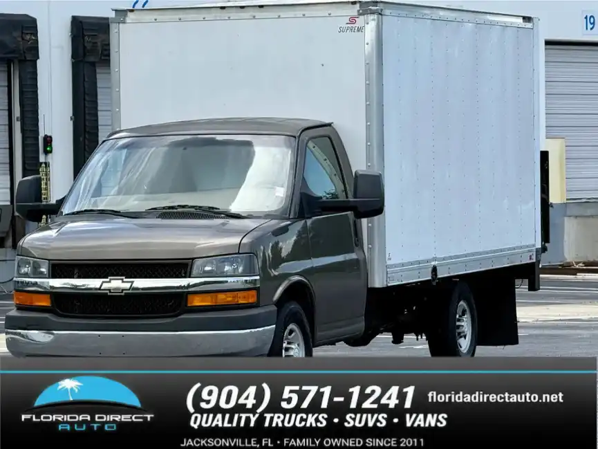 2017 Chevrolet Express 3500 159" WB's photo